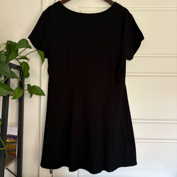 • [NoBo] Fit Flare Dress • - Picture 6 of 8